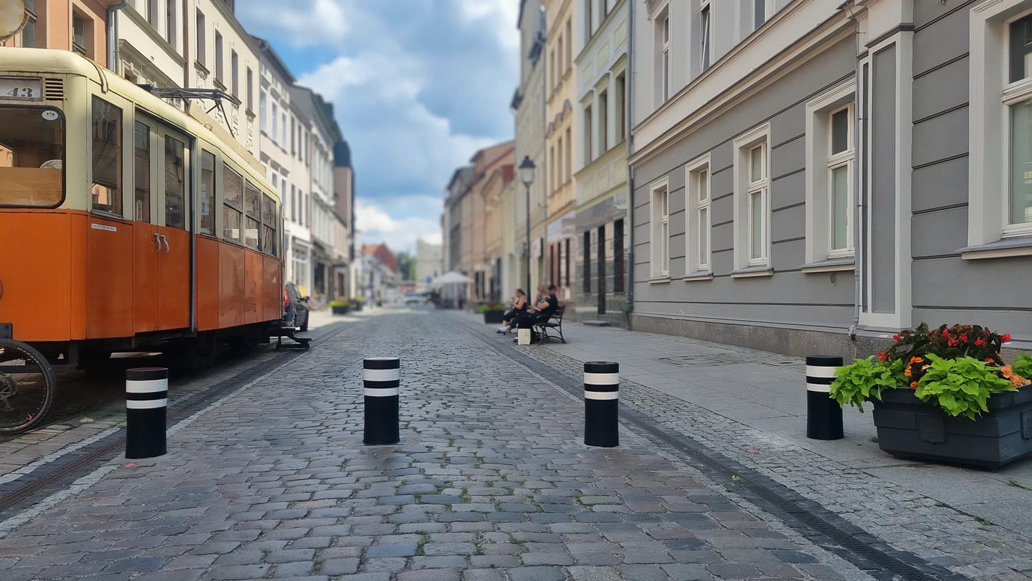 X-LAST Bollards