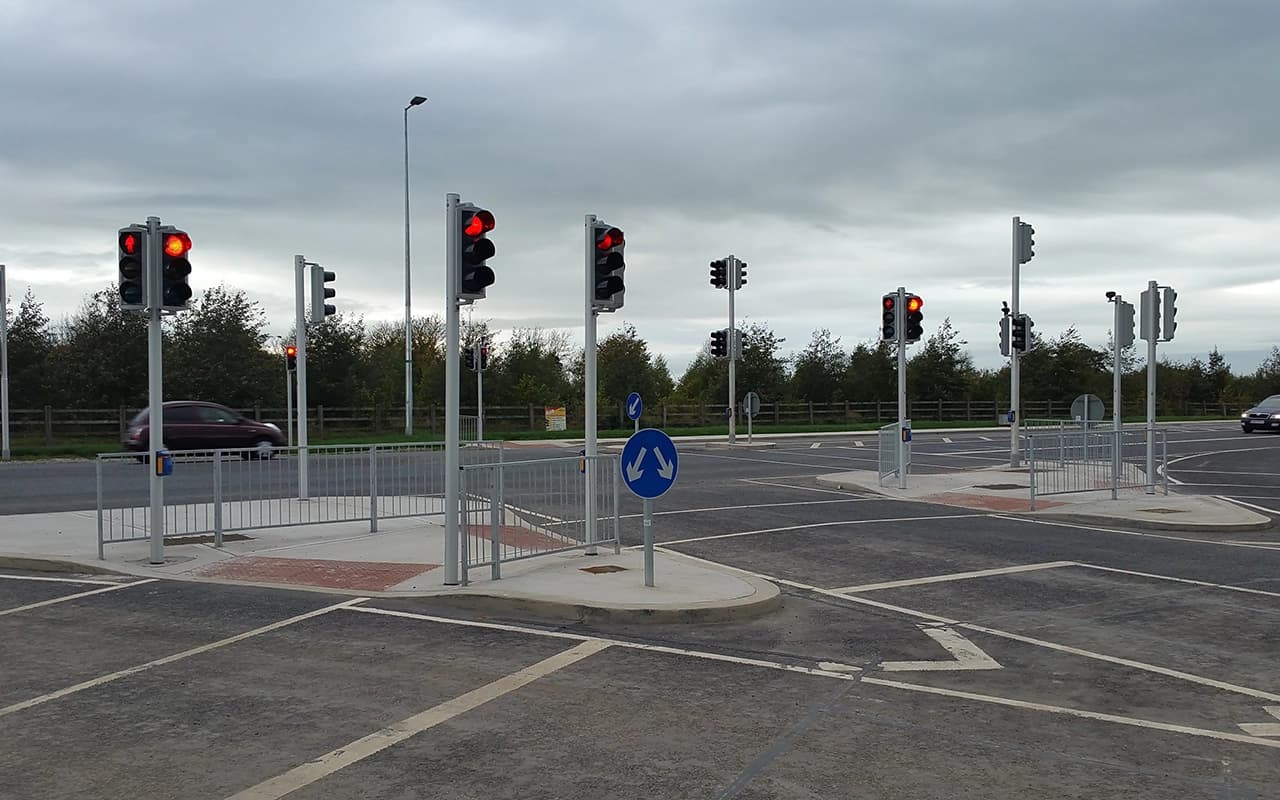Hydro Traffic Signal Poles
