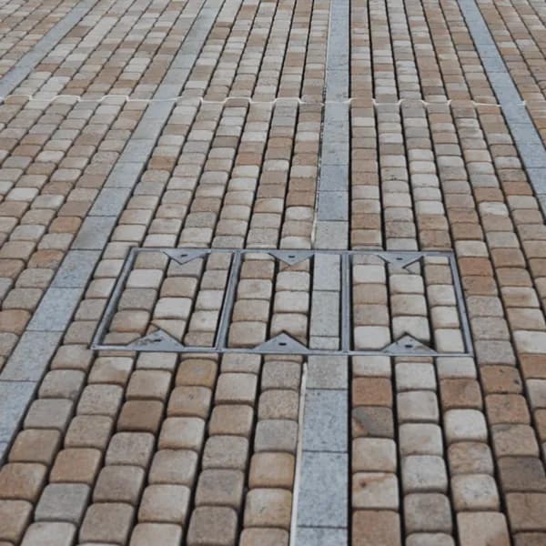 recessed cover slider image 02