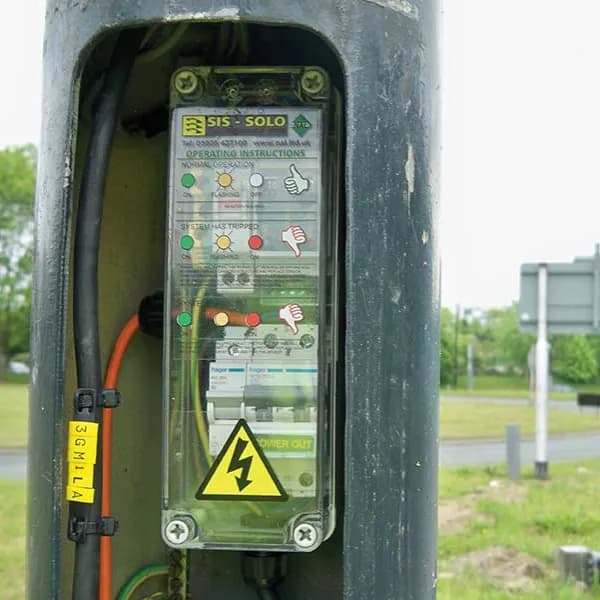 sis mini web image 1 960x600