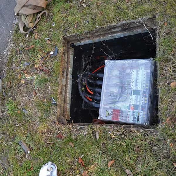 sis multi underground web image 1 960x600