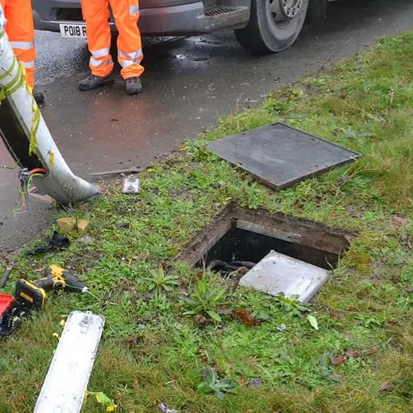 sis multi underground web image 4 960x600