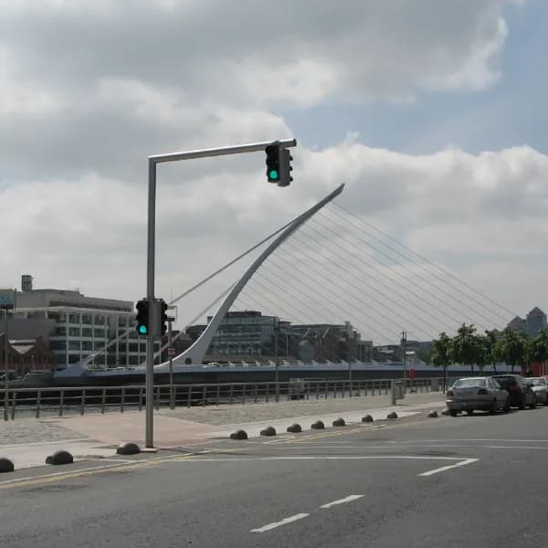 RS168DF Dublin Docks Milewide b